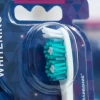Зубная щётка "Oral-B" 3D White Whitening 40 средняя 1 шт
